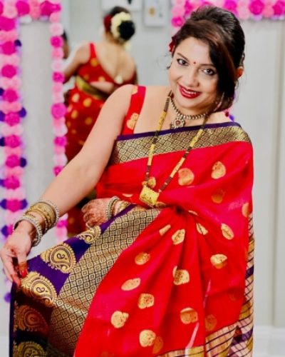 rupali chavan, a certified cosmetologist